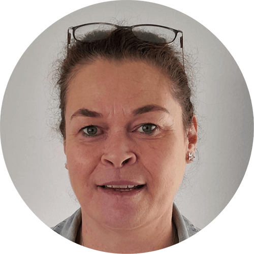 Alyson-Lloyd-T2